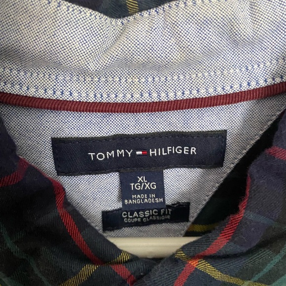 Tommy Hilfiger Button Down Shirt - Picture 3 of 3